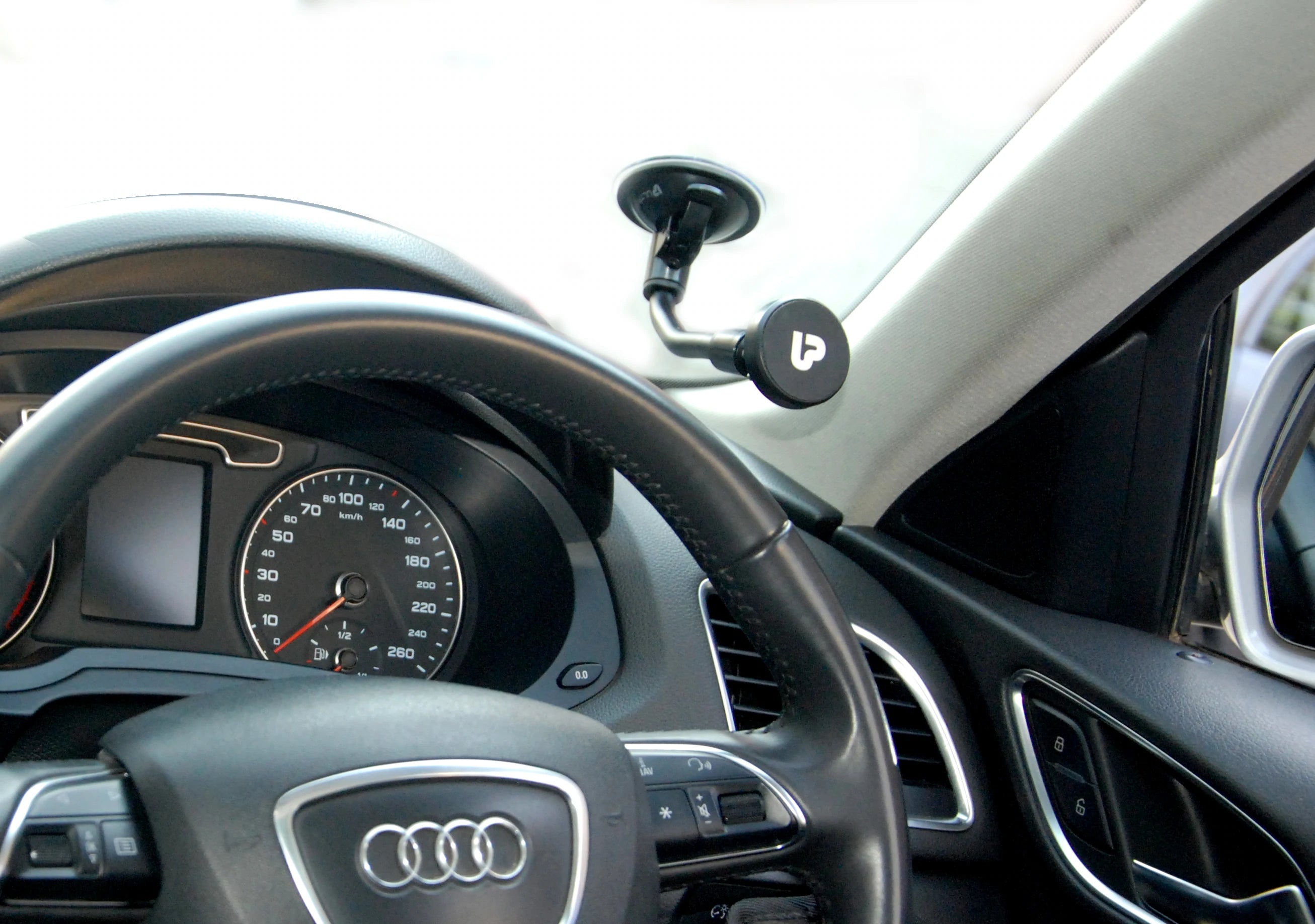 Car phone holder for audi a3 deals