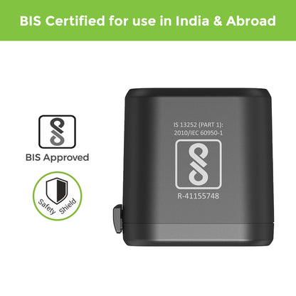 World Travel Adapter with with QC3.0-PD3.0 20W UM1005WTA-PD